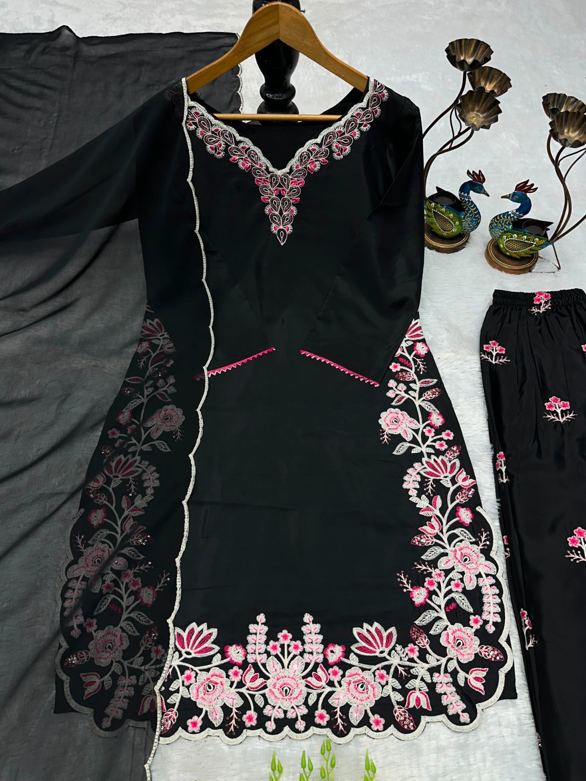 Embroidered Crepe Kurti Set with Dupatta